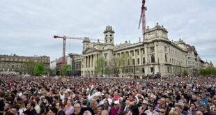 Tens of thousands march in Budapest against Orban