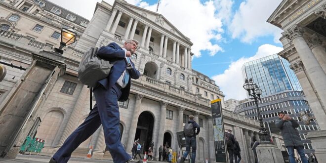 UK on track to exit recession despite slower services growth