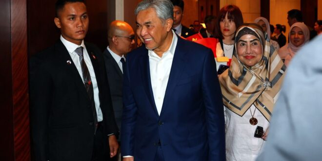 Ahmad Zahid arrives in Shanghai for third leg of China