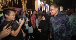 Appreciate our differences dont just tolerate it says Anwar