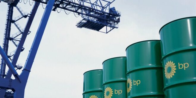 BP profits drop to US27bil refinery outage offsets higher output