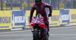 Cycling Motorcycling Martin wins French GP after intense battle with Bagnaia