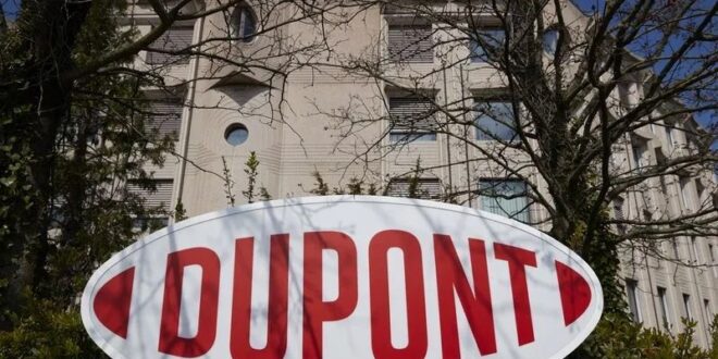 DuPont to split into three as CEO Breen steps back