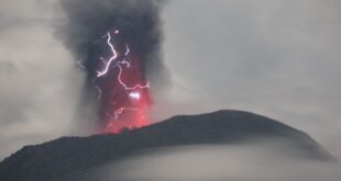 Eruption of Indonesias Mt Ibu forces seven villages to evacuate