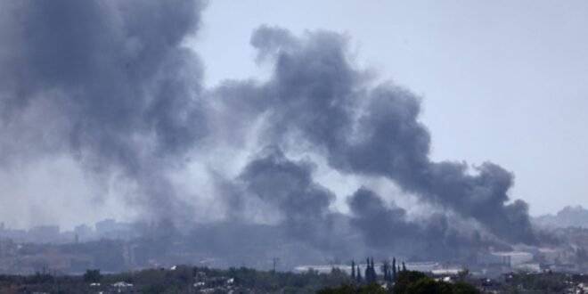 Fierce fighting in northern Gaza as aid starts to roll