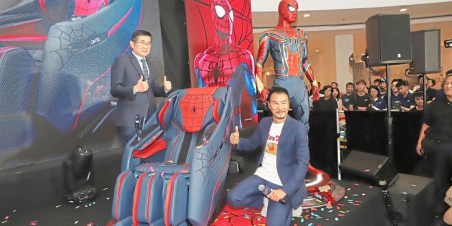 HK actor brings star power to massage chair launch