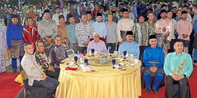 Polices Raya do attracts 1000