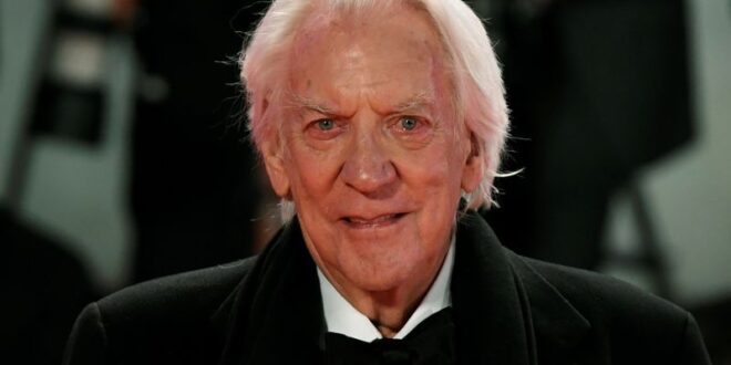 Donald Sutherland star of MASH and Ordinary People dead at