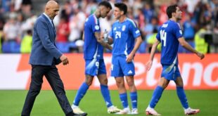 Football Soccer Italian media fume at Euros exit Spalletti grasps for