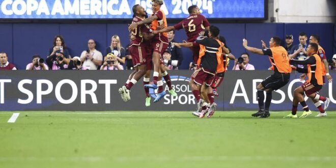 Football Soccer Rondon sends Venezuela into Copa quarters with win over