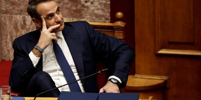 Greek PM reshuffles cabinet after worse than expected EU vote