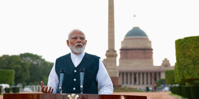 Indias Modi prevails over allies in cabinet line up