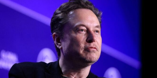 Musk warns that he will ban Apple devices if OpenAI