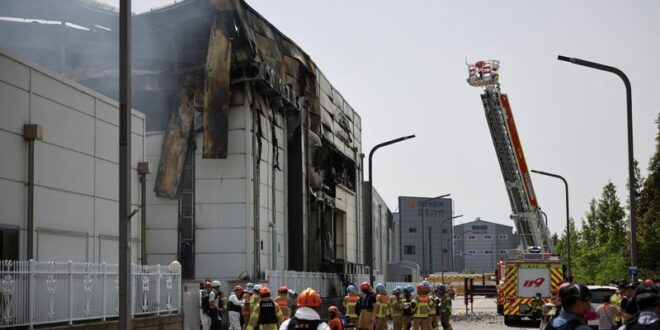 South Korea begins search for answers after battery plant fire