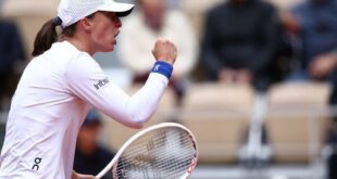Tennis Tennis Swiatek demolishes Potapova in 40 minutes to reach French