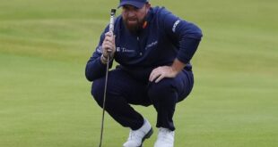 Golf Golf Lowry taking it one round at a time after