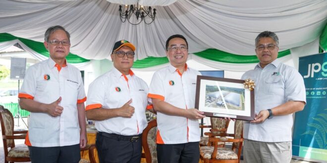 Johor Plantations subsidiary receives BioNexus status from Mosti