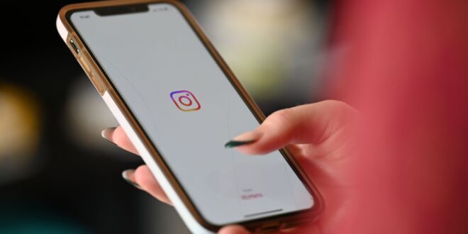 Instagram criticised for cutting video quality on less popular posts